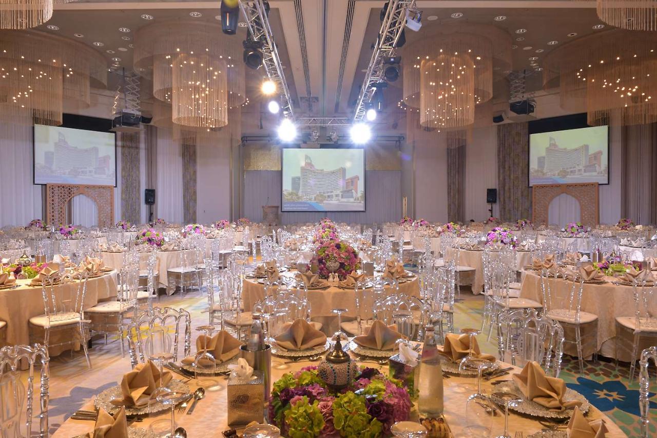 Symphony Style Hotel Kuwait Salmiya 외부 사진 The 2012 Gala Dinner