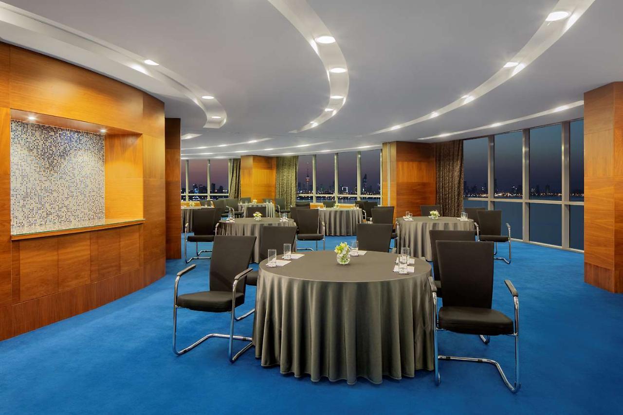 Symphony Style Hotel Kuwait Salmiya 외부 사진 Meeting room