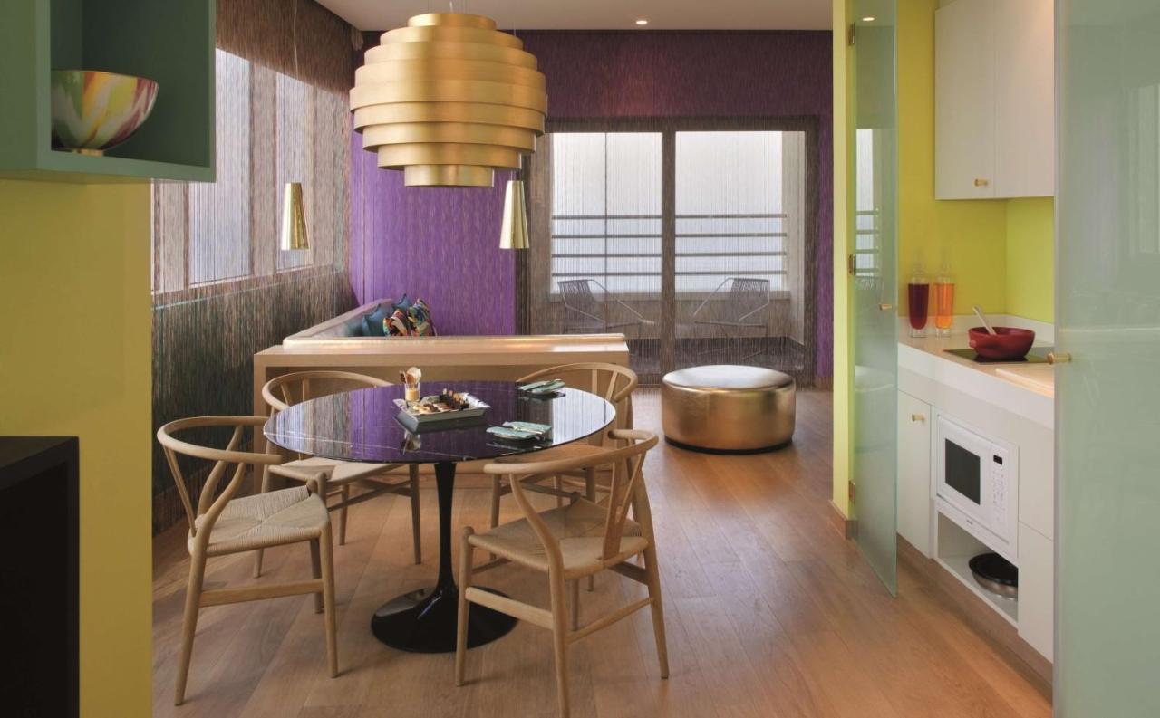 Symphony Style Hotel Kuwait Salmiya 외부 사진 A kitchen in a typical apartment